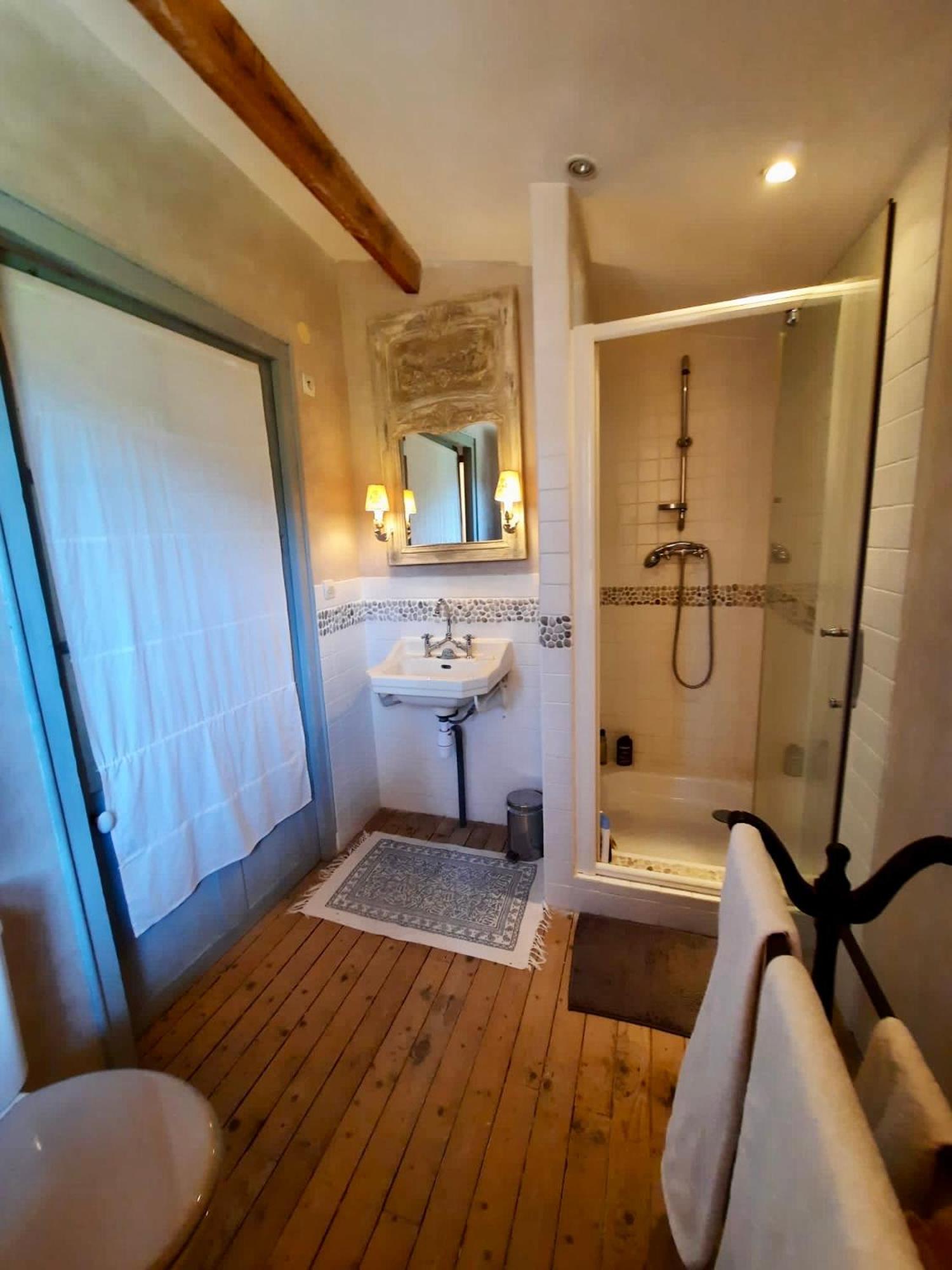 Bed and Breakfast Pierres Et Jardins Санлис Экстерьер фото